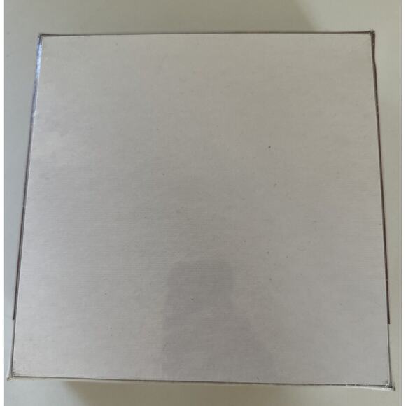 Great American Puzzle Factory Harlequin “The Dark Page" 1000 Piece , SEALED… - Picture 4 of 4